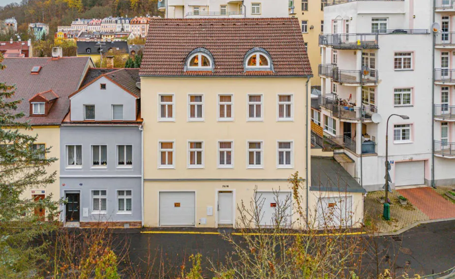 Karlsbad Apartments