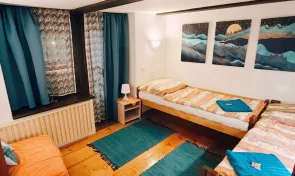 Dětský pokoj v 1. patře až pro 3 osoby, vstup na balkon