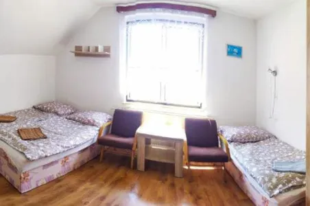 třílůžkový pokoj