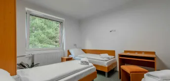 Třílůžkový pokoj s přistýlkou - hotel