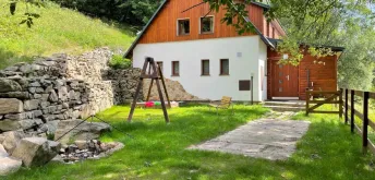 Celý objekt - Roubenka U2 přátel