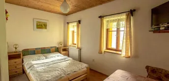 Dvoulůžkový pokoj č. 5