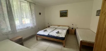 Třílůžkový pokoj 