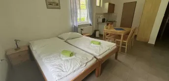 Čtyřlůžkový pokoj rodinný s kuchyňkou