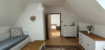 Apartmán podkrovní se samostatným vchodem