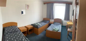 Třílůžkový pokoj - bez vlastního sociálního zařízení