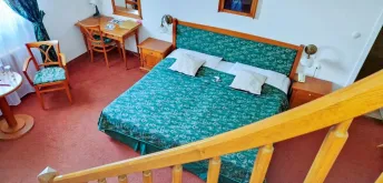 Apartmán - dvoupodlažní čtyřlůžkový, s vanou (se 3 přistýlkami)