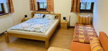 Čtyřlůžkový pokoj s vlastní koupelnou