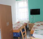 Dvoulůžkový pokoj se společnou koupelnou