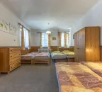 Šestilůžkový pokoj 