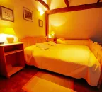 Třílůžkový pokoj Žlutý