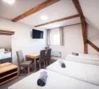 Čtyřlůžkový pokoj 