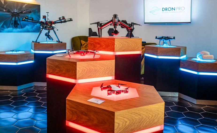 Dračí show s drony: Workshop s profi technikou