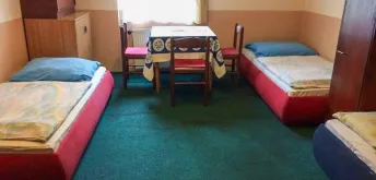 Třílůžkový pokoj - ubytovna