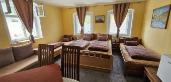 Čtyřlůžkový pokoj 