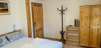 Třílůžkový pokoj s vlastní koupelnou