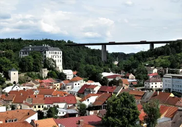 Zámek Velké Meziříčí pohled na město