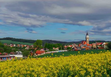 Graselova stezka nad Slavonicemi