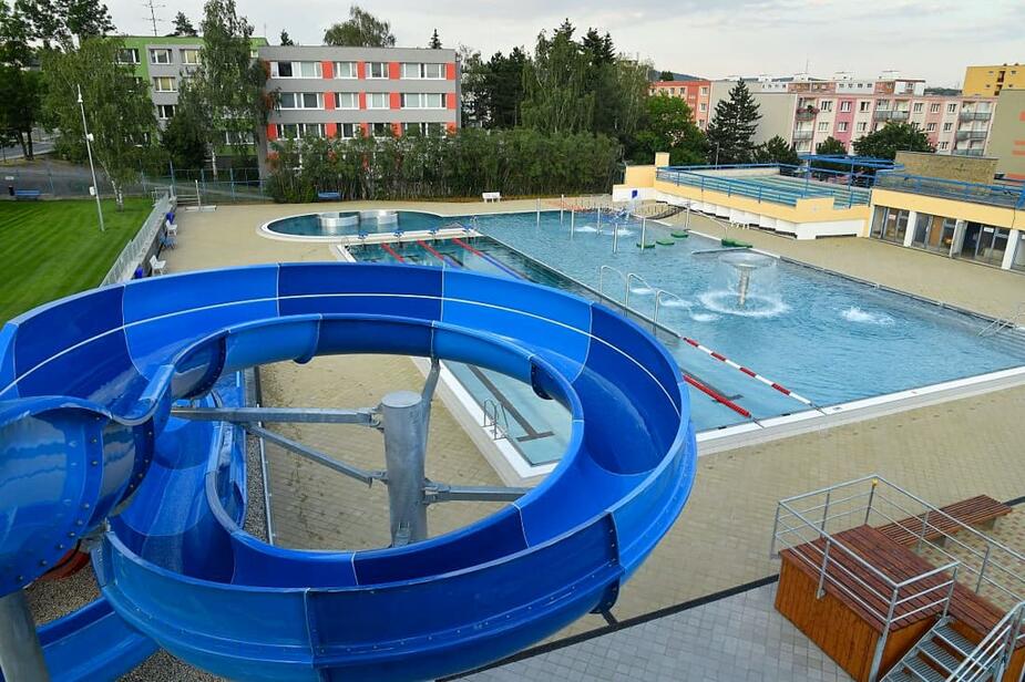 Foto: letní venkovní část koupaliště