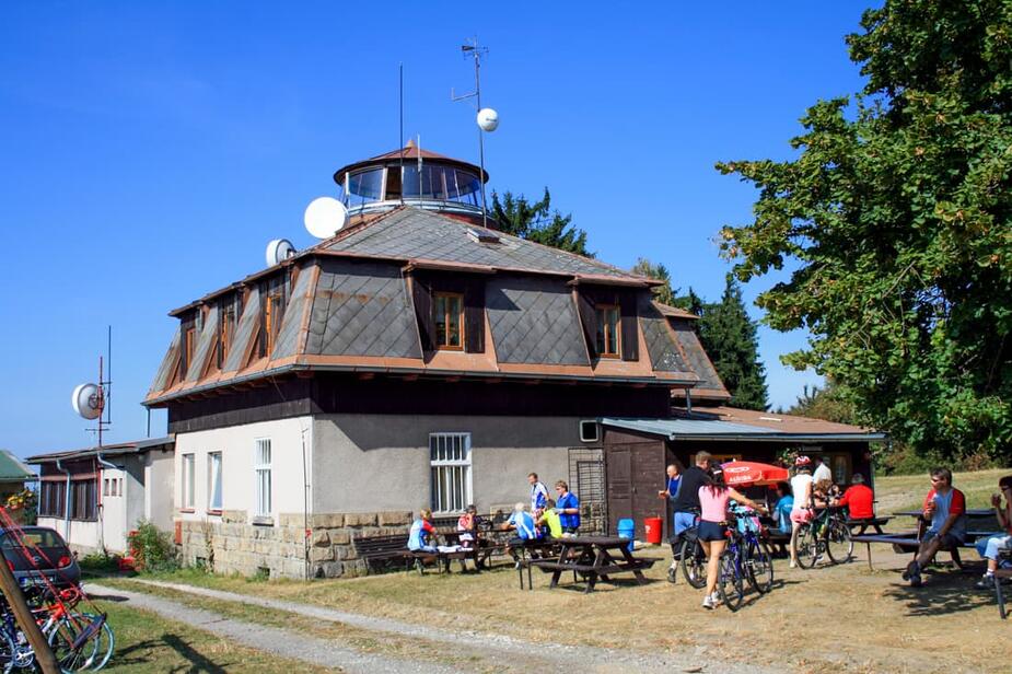 Foto: Raisova chata na konci naučné stezky