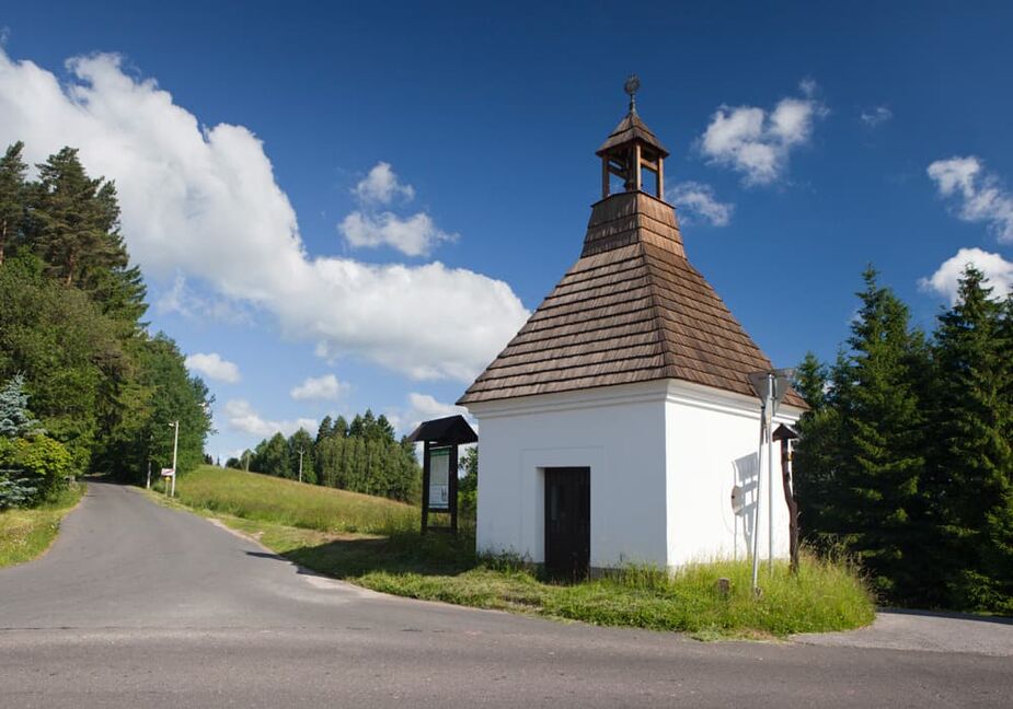 Foto: Sejkorská kaplička poblíž vyhlídky