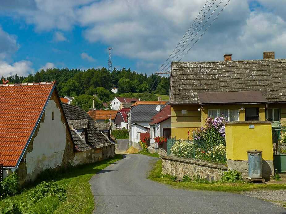 Rozhledna Hoslovice (foto Michal Klajban CC BA-SA 3.0)