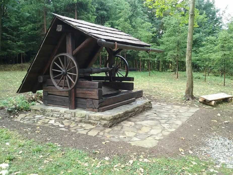 Zřícenina Janův hrad Vizovice - studna (foto Spolek Janův hrad Vizovice)